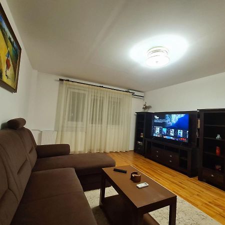 Clasic Apartment Nufarul 오라데아 외부 사진