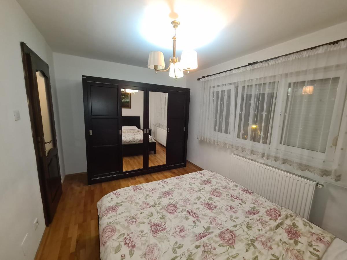 Clasic Apartment Nufarul 오라데아 외부 사진