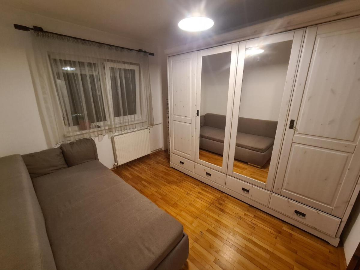 Clasic Apartment Nufarul 오라데아 외부 사진